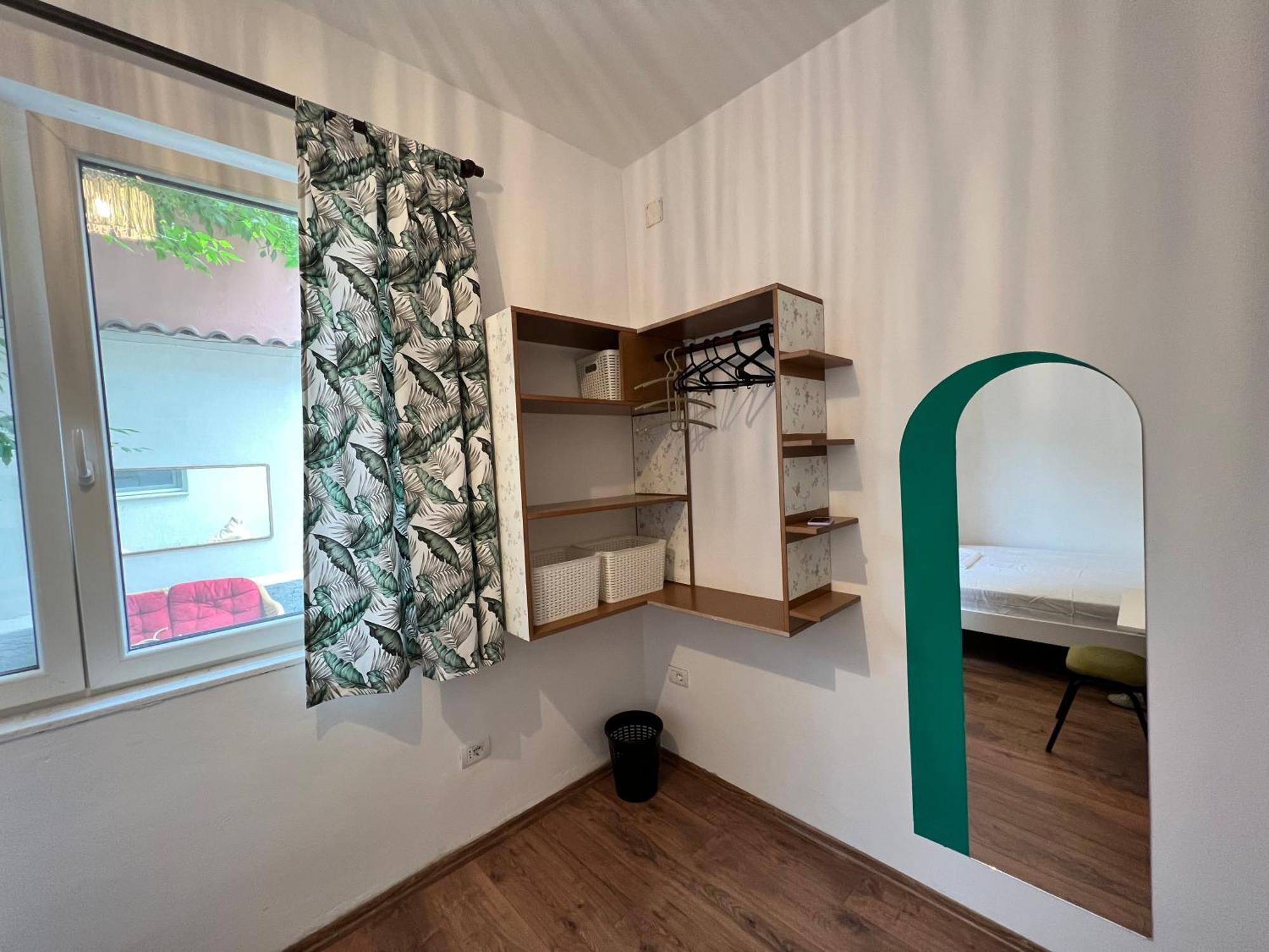 Trip'N'Hostel Chill Zone 地拉那 外观 照片